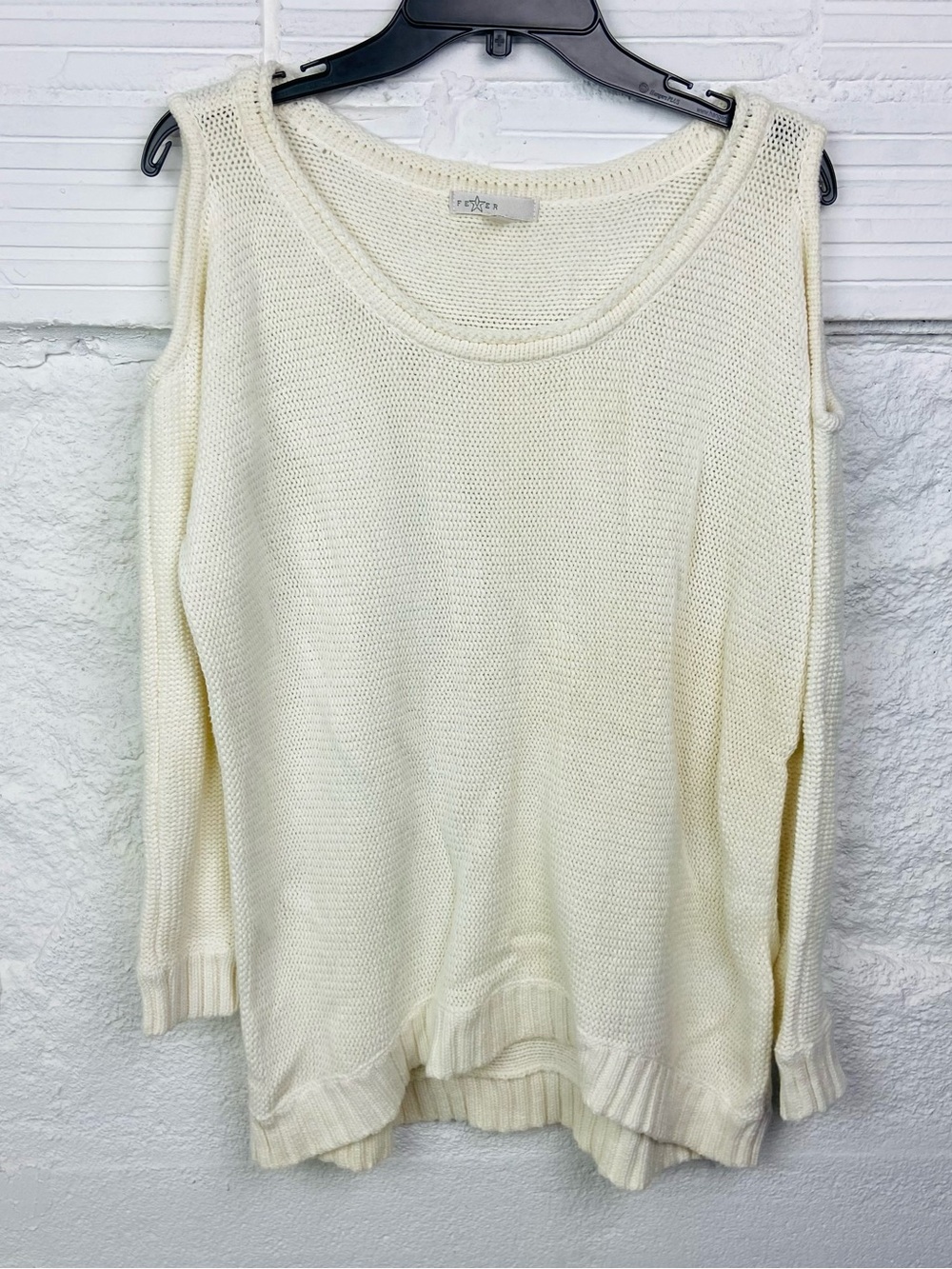 Fever Cream Open-Shoulder Scoop Neck Knit Sweater size XL